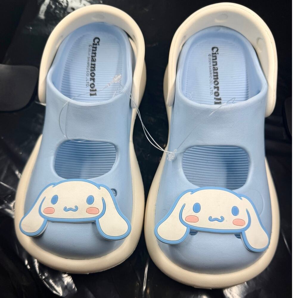 Sanrio Cinnamoroll Women 5 Light Blue Platform Clogs Slip On Sandals